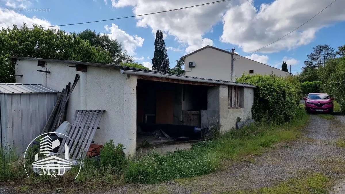 Maison à LAVERNOSE-LACASSE