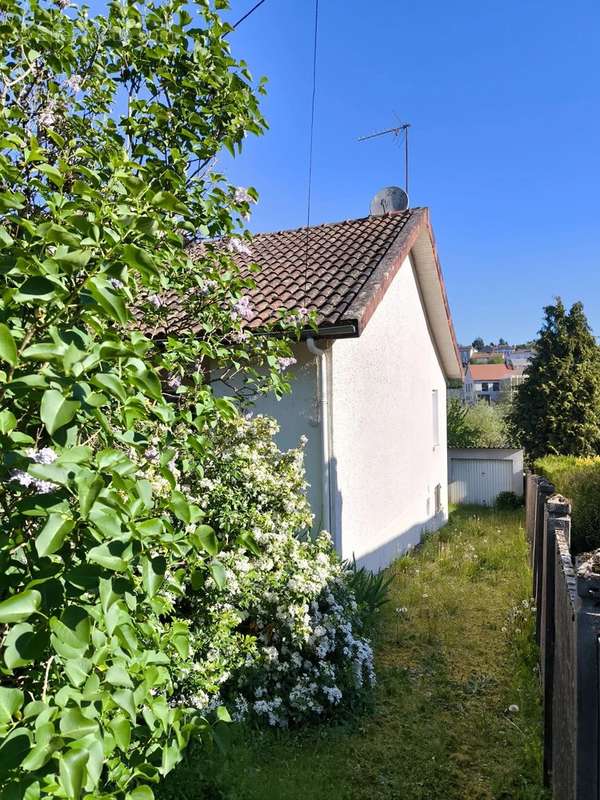 Maison à SAINT-JUNIEN