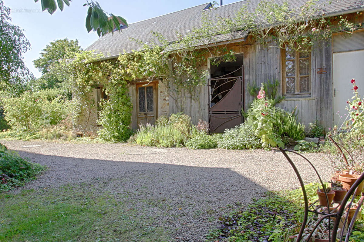 Maison à AUNAY-SUR-ODON