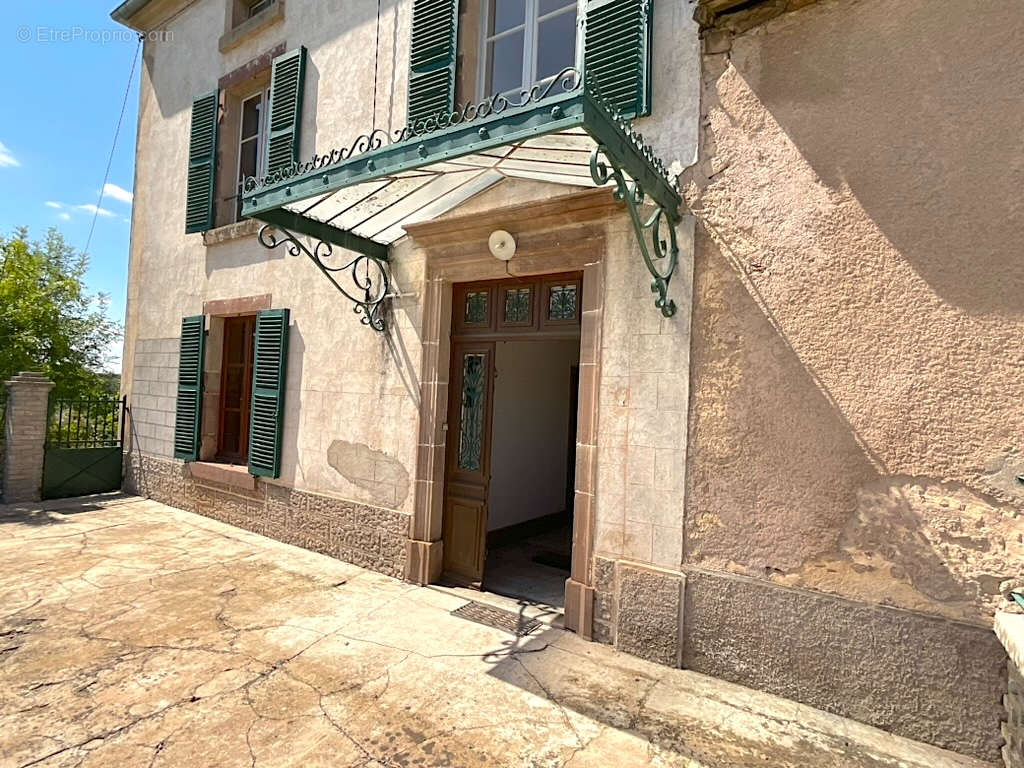 Maison à SELLES