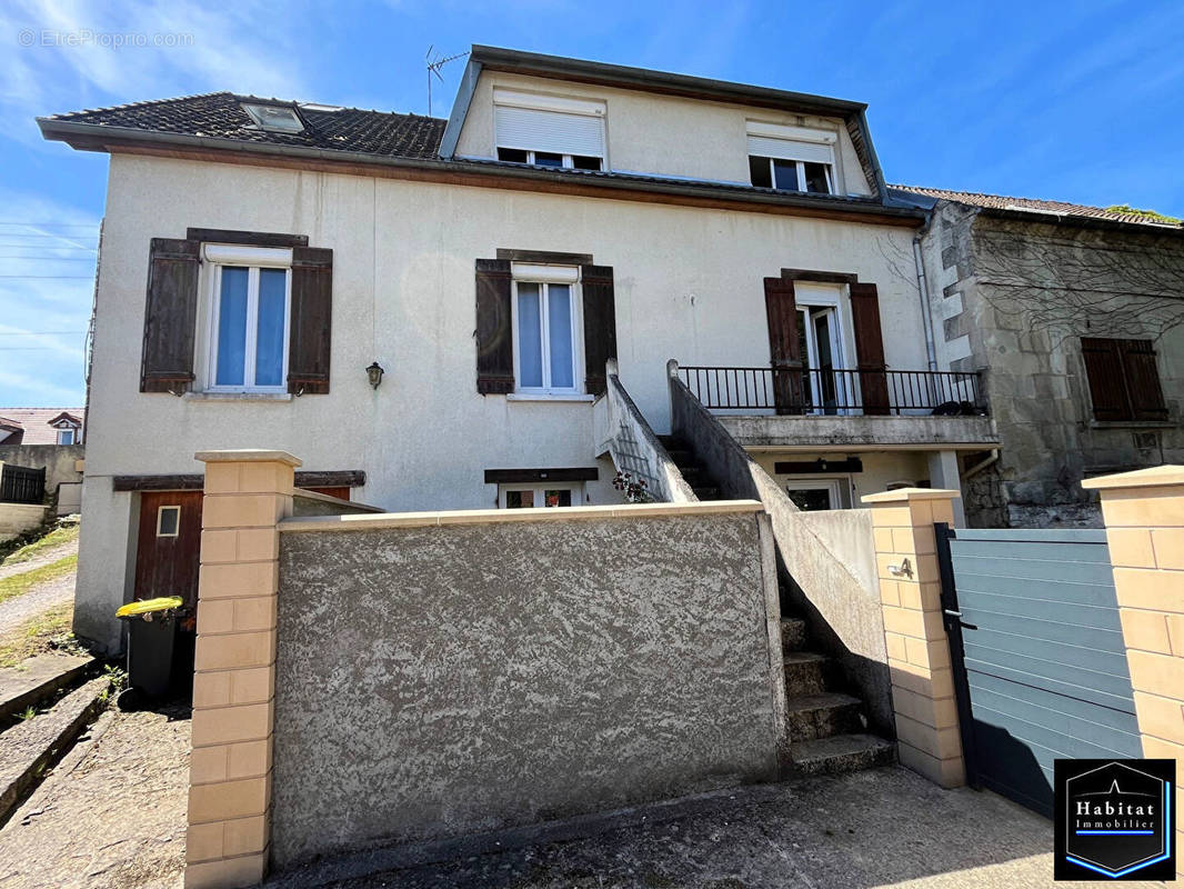 Appartement à NANTEUIL-LE-HAUDOUIN