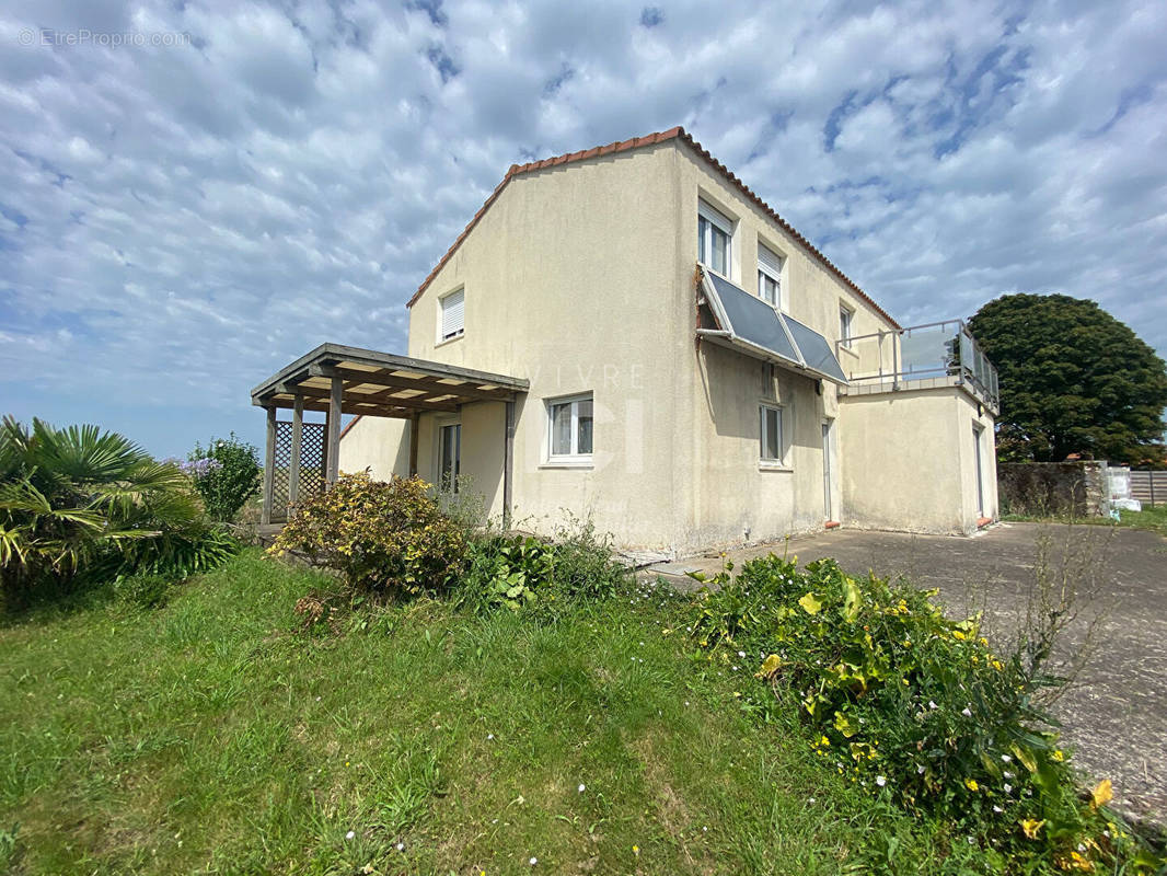 Maison à PONT-SAINT-MARTIN