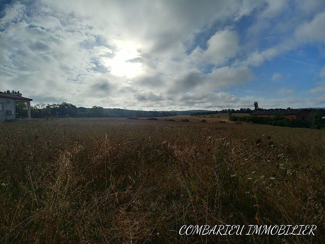 Terrain à SAINT-CIRQ