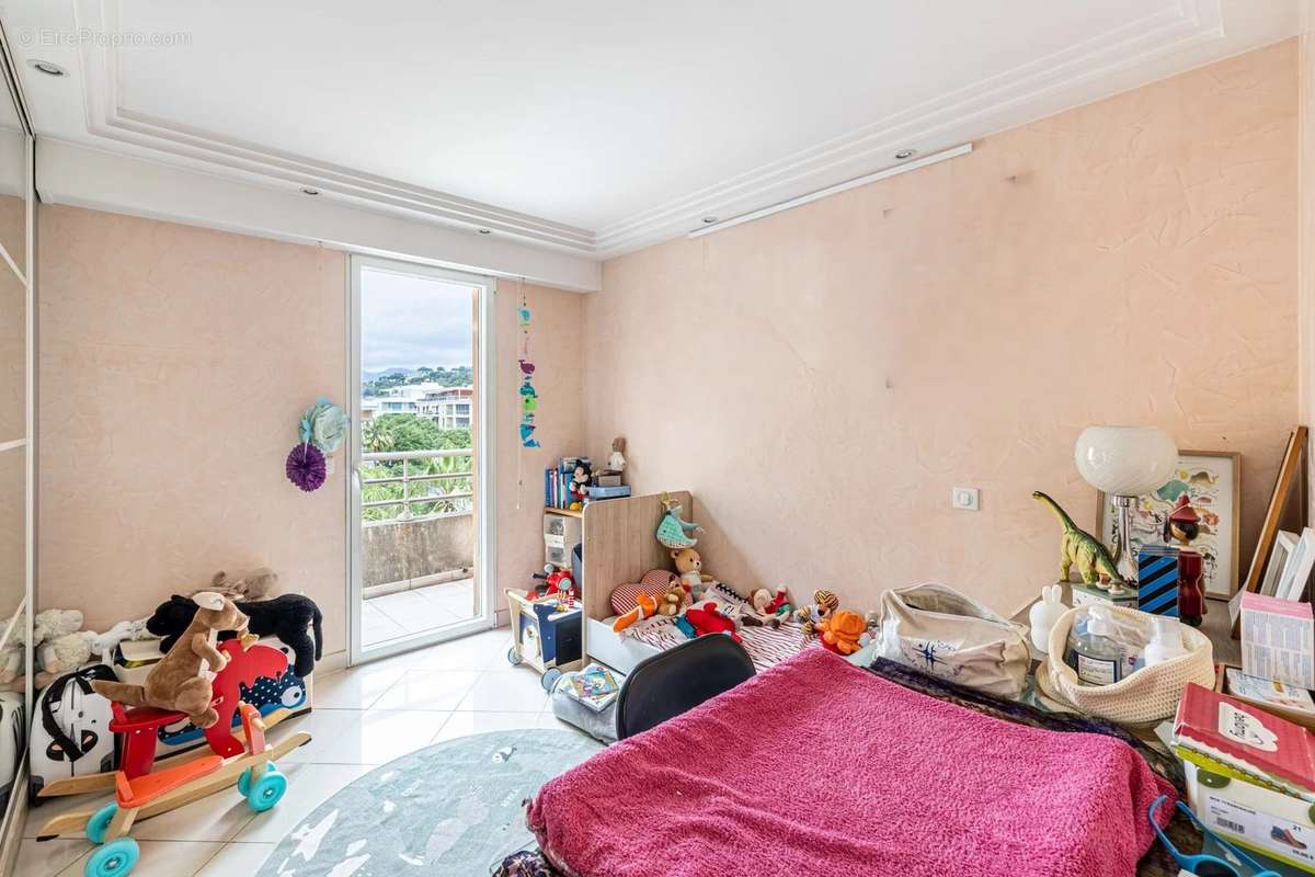 Appartement à CAGNES-SUR-MER