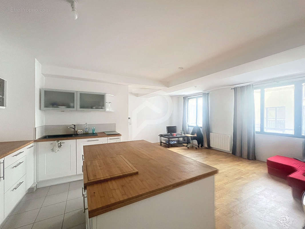 Appartement à BOURG-LA-REINE