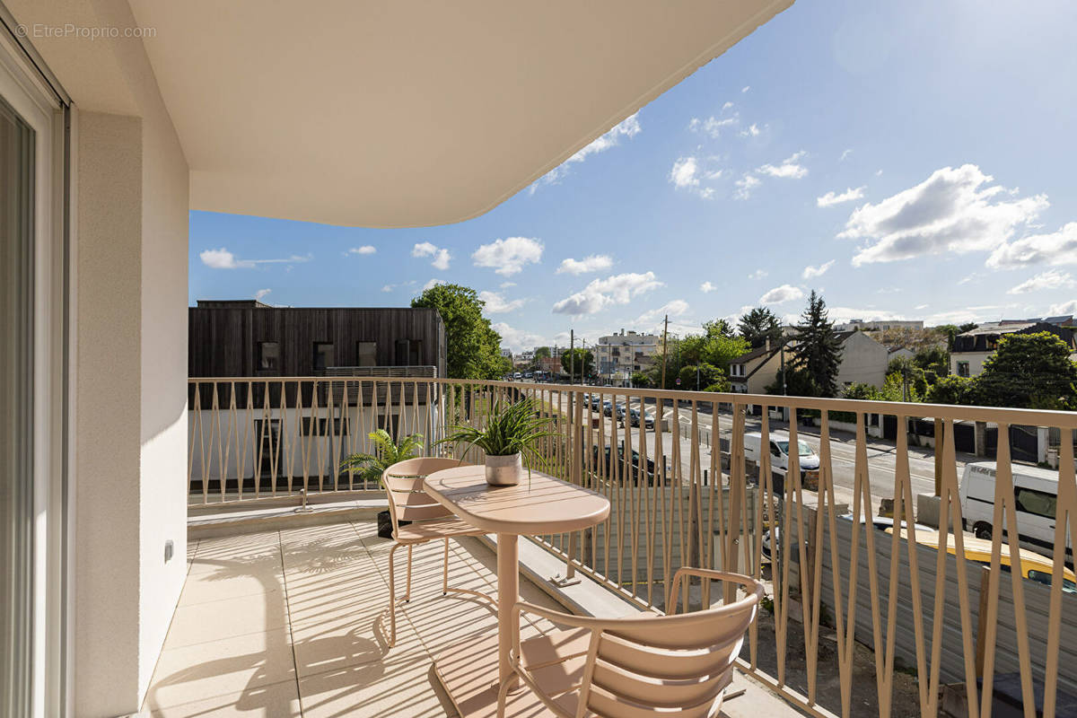 Appartement à COLOMBES