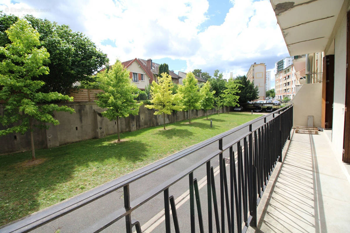 Commerce à COLOMBES