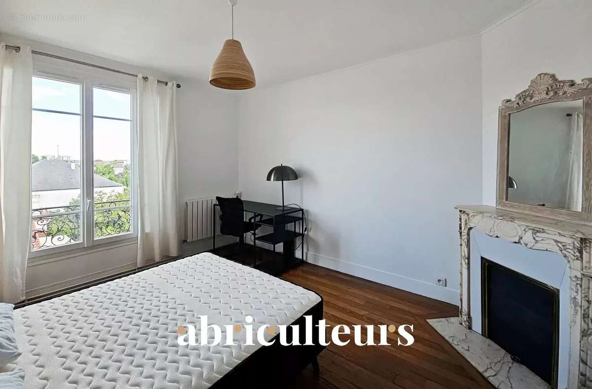 Appartement à MAISONS-ALFORT