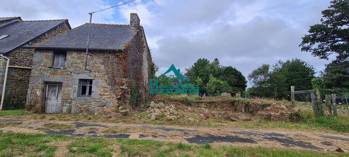 Maison à SAINT-OUEN-DES-ALLEUX