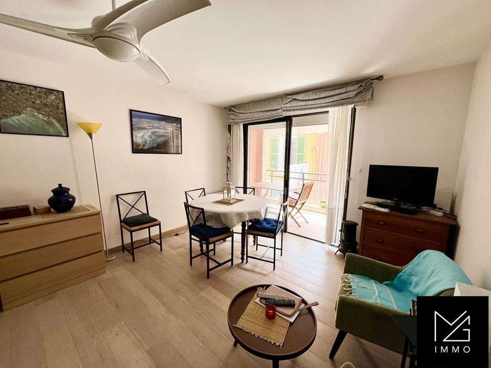 Appartement à SANARY-SUR-MER