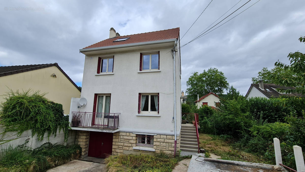 Maison à JOUY-EN-JOSAS