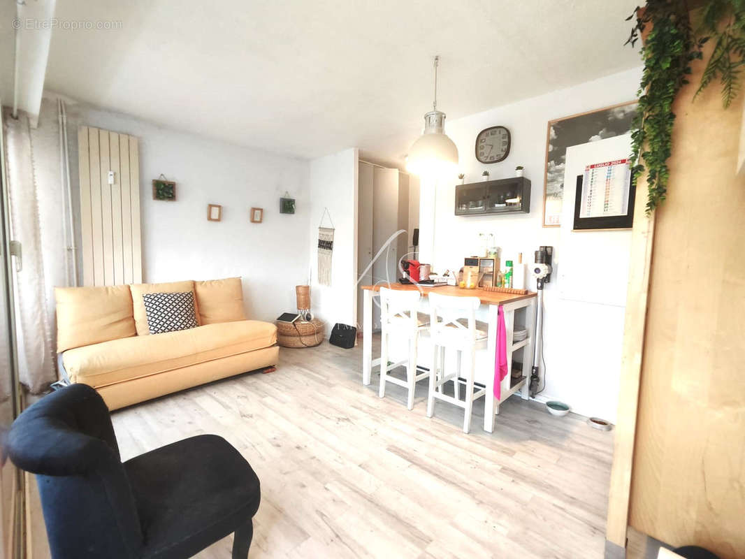 Appartement à MANDELIEU-LA-NAPOULE