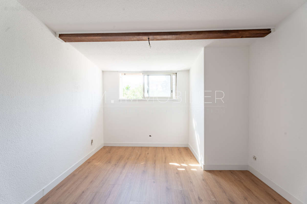 Appartement à MARSEILLE-10E