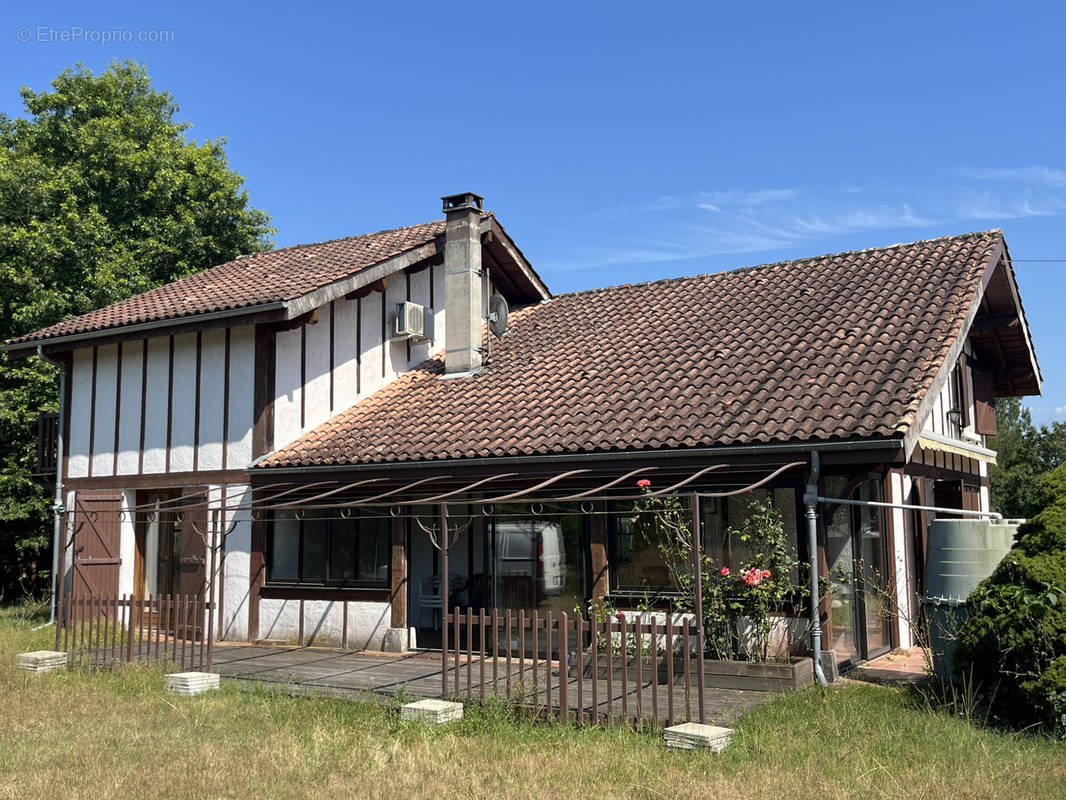 Maison à BAZAS