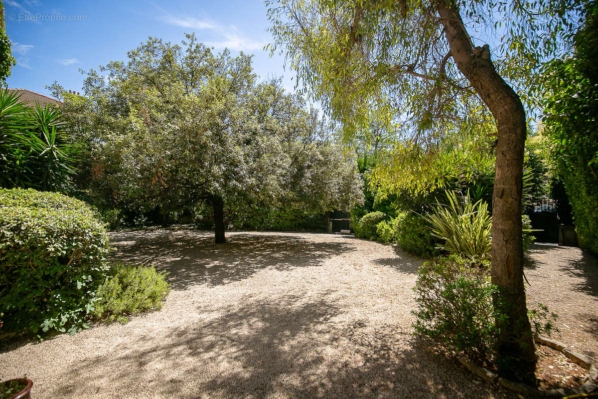 Maison à MARSEILLE-9E