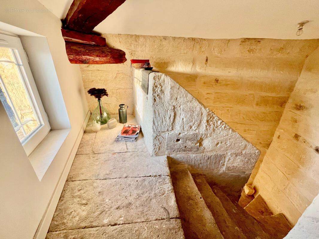 Appartement à UZES