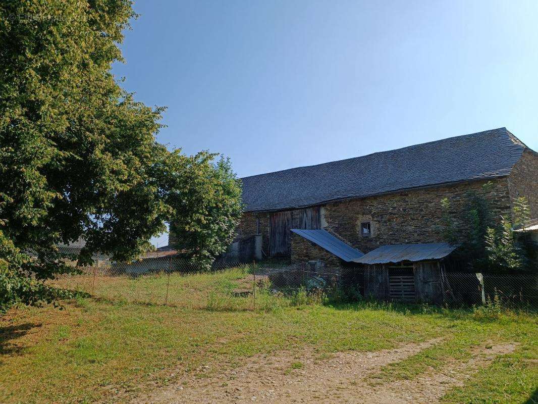 Maison à SAINTE-JULIETTE-SUR-VIAUR