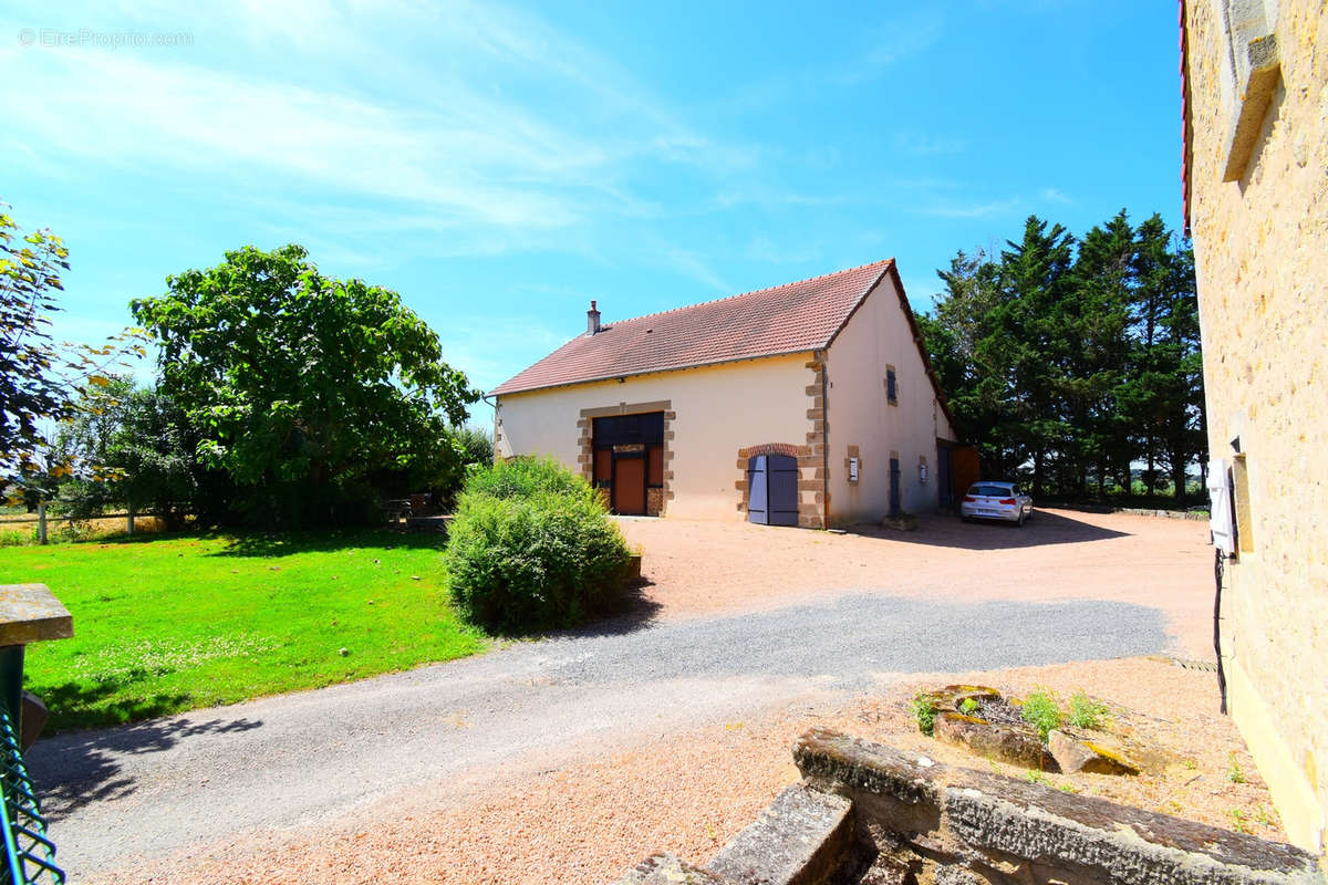 Maison à BOURBON-L&#039;ARCHAMBAULT