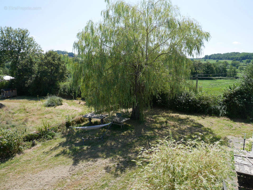 Maison à MONTIGNY-EN-MORVAN