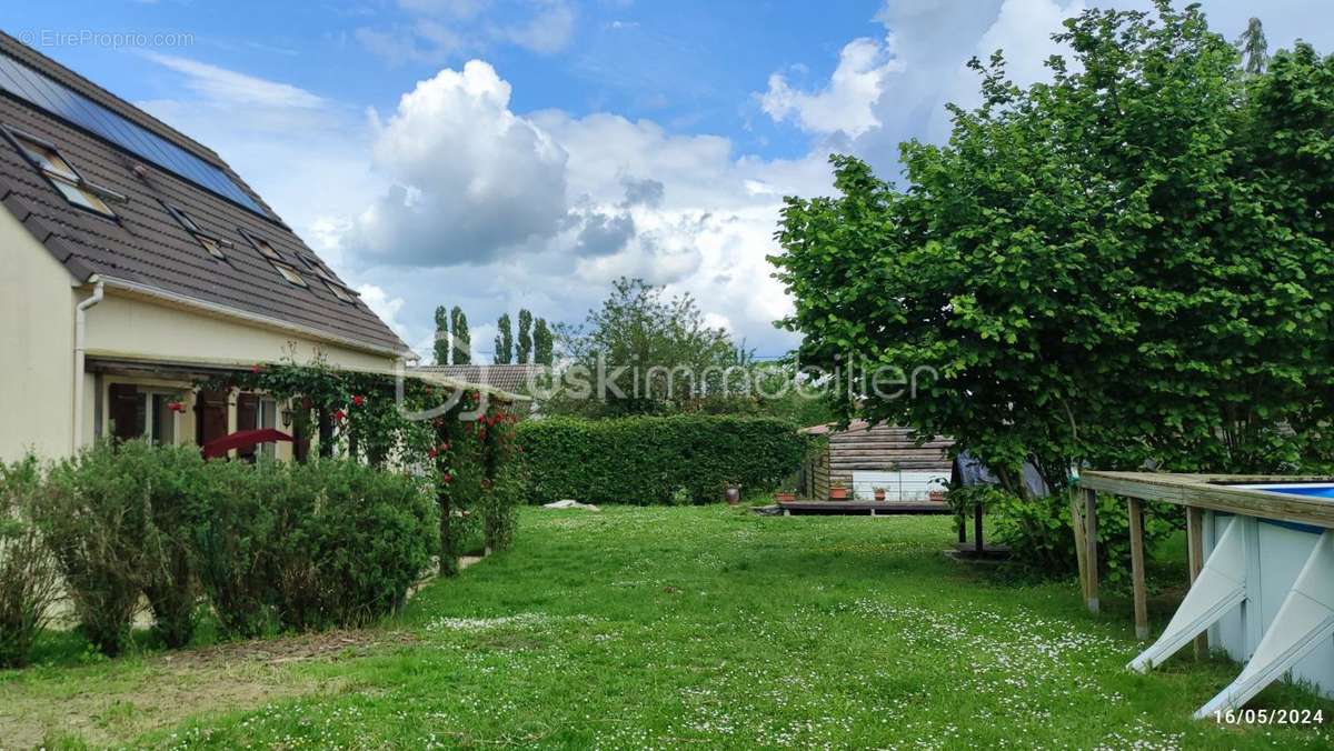 Maison à LECHELLE