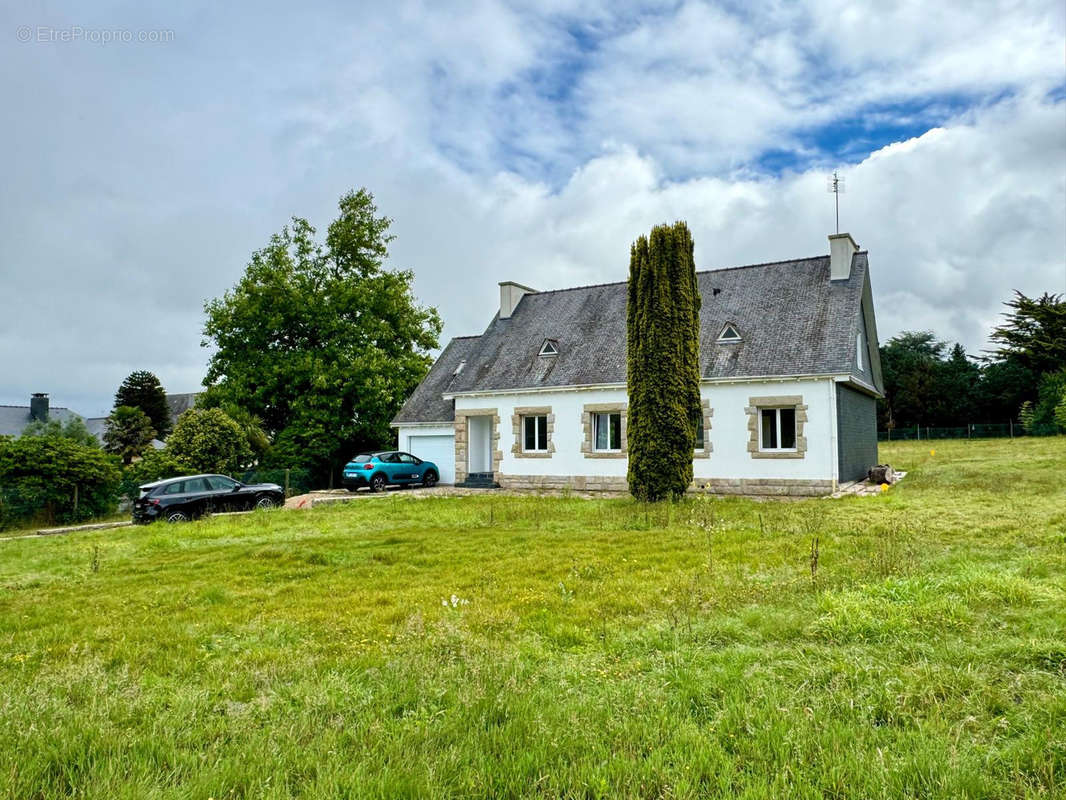 Maison à PLUGUFFAN