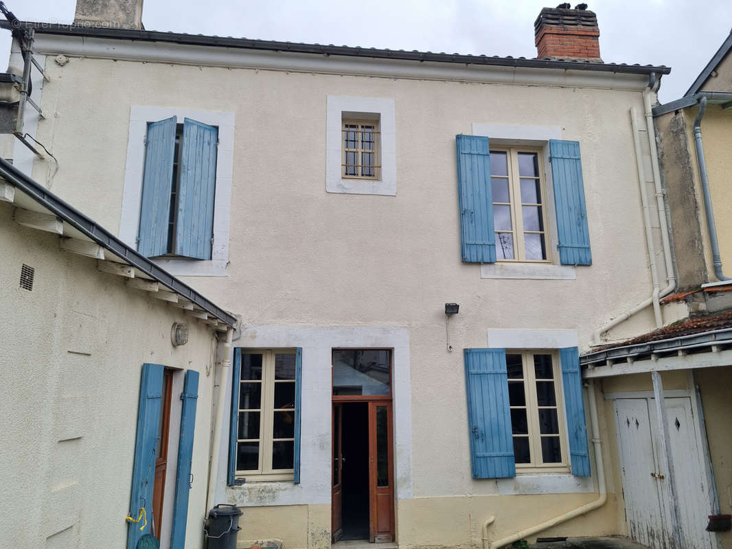 Maison à PERIGUEUX