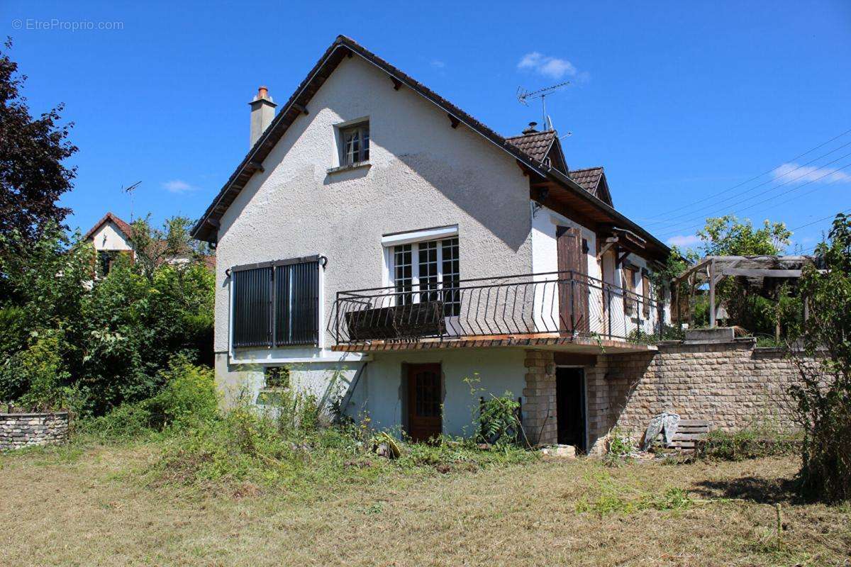 Maison à ANCY-LE-FRANC