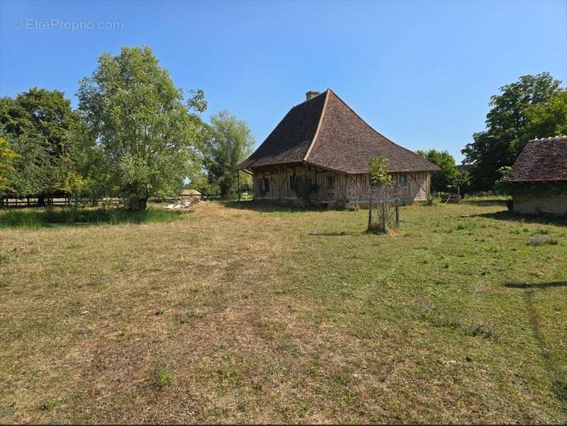 Maison à SAINT-GERMAIN-DU-BOIS