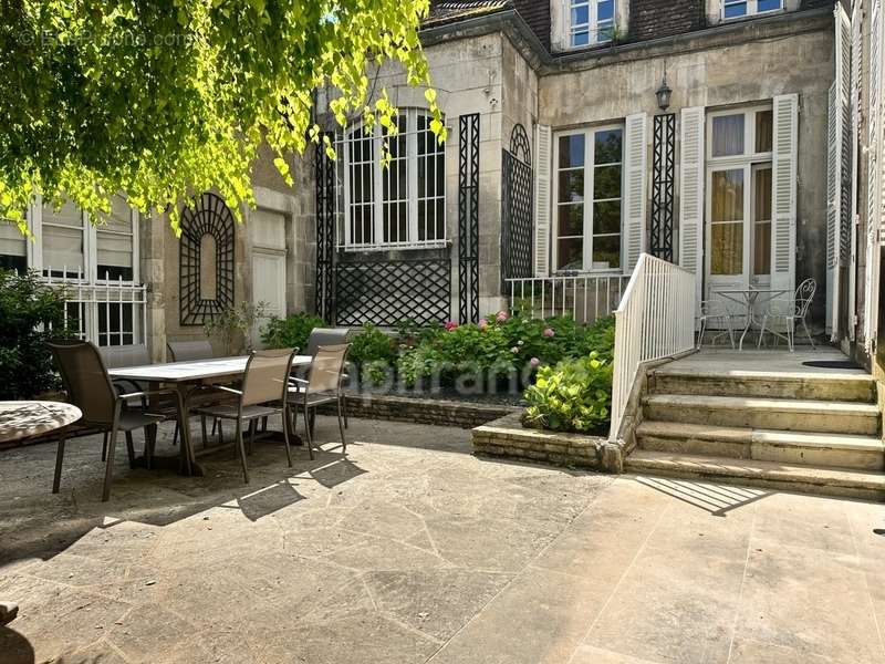 Maison à AUXERRE