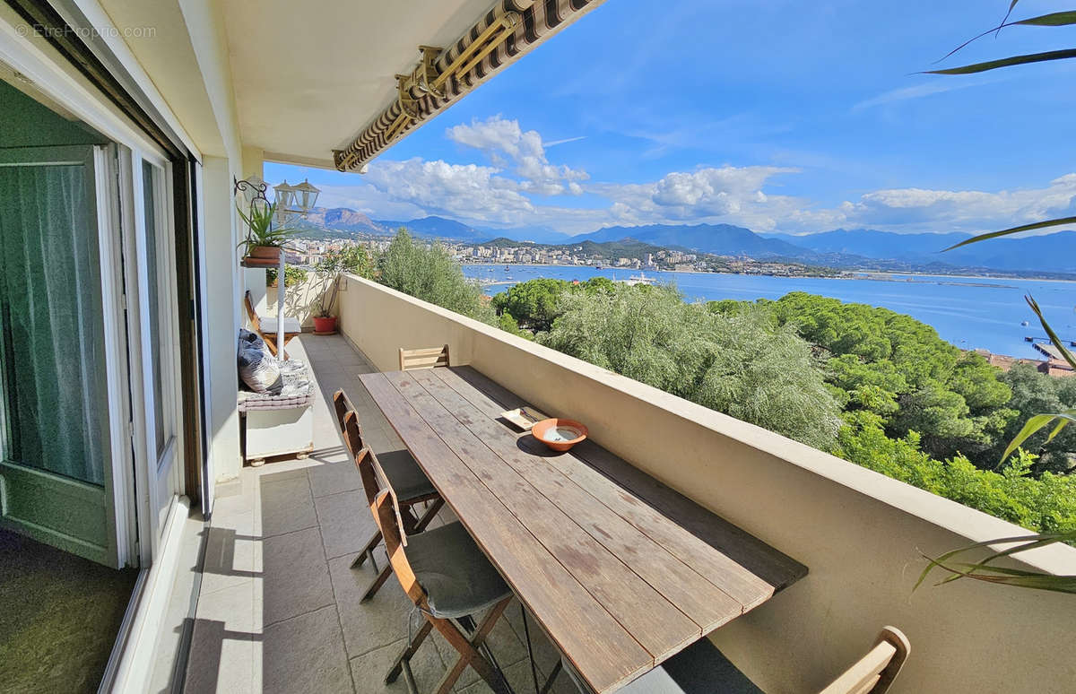 Appartement à AJACCIO