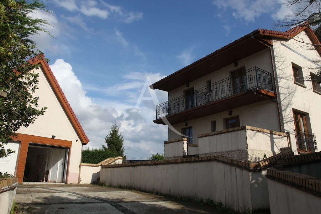 Maison à LICQUES