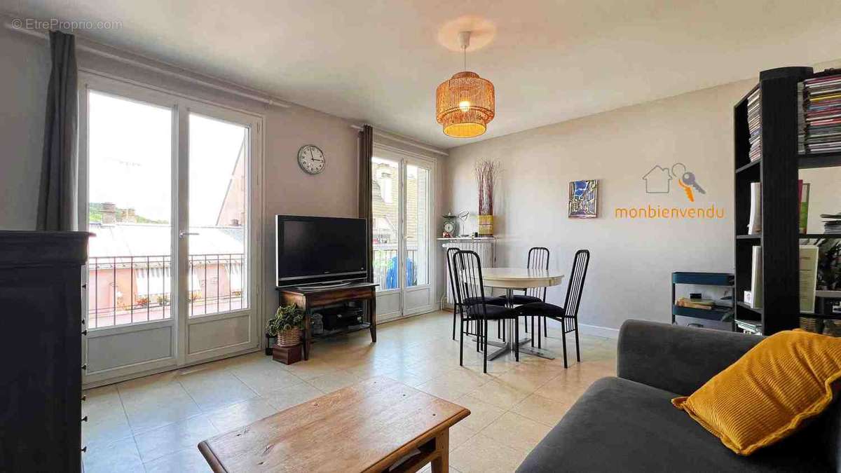 Appartement à AURILLAC