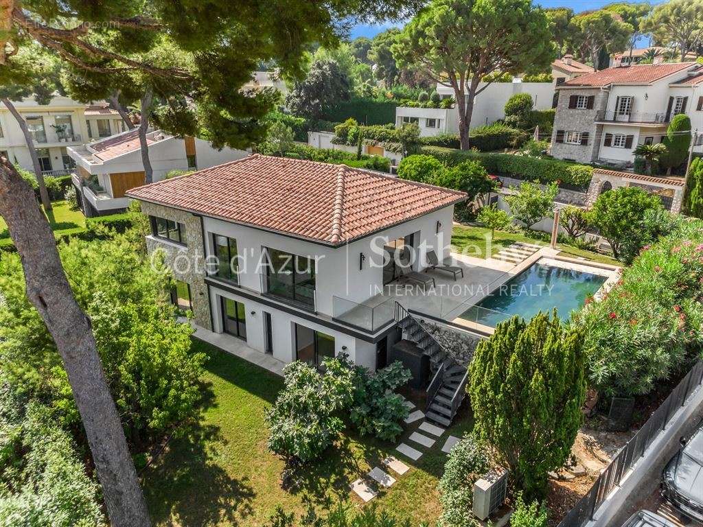 Maison à ROQUEBRUNE-CAP-MARTIN