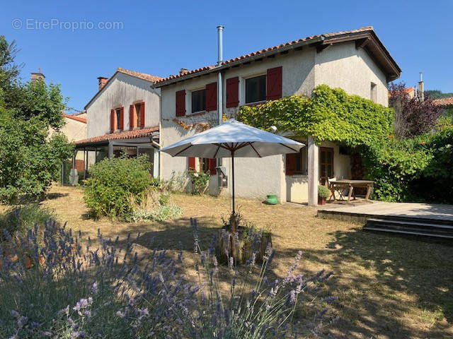 Maison à SAINT-AMANCET