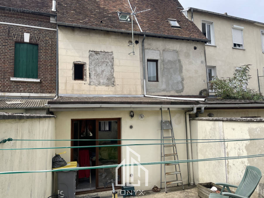 Maison à BEAUVAIS