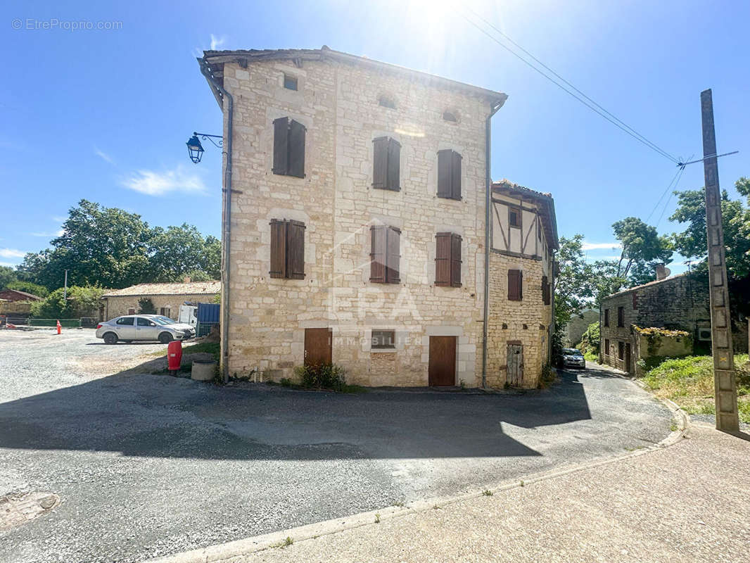 Maison à CESTAYROLS