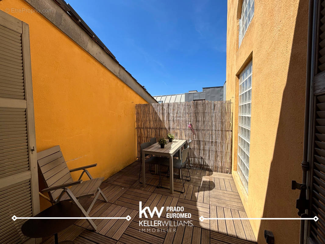 Appartement à MARSEILLE-2E