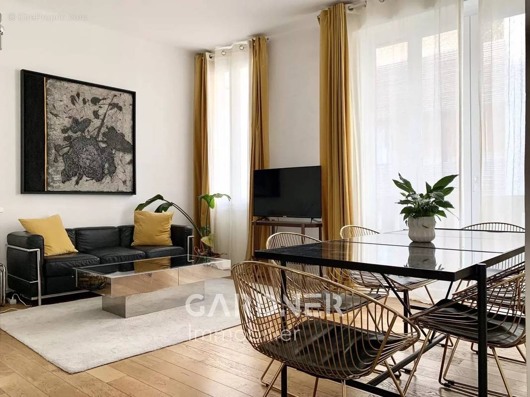 Appartement à MARSEILLE-8E