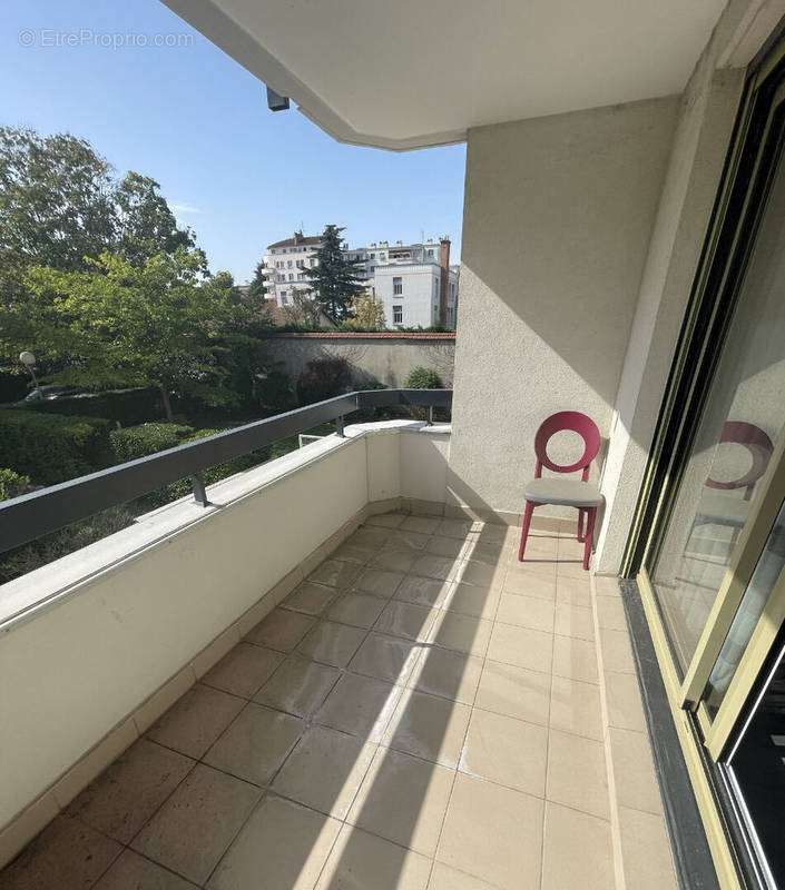 Appartement à LYON-8E