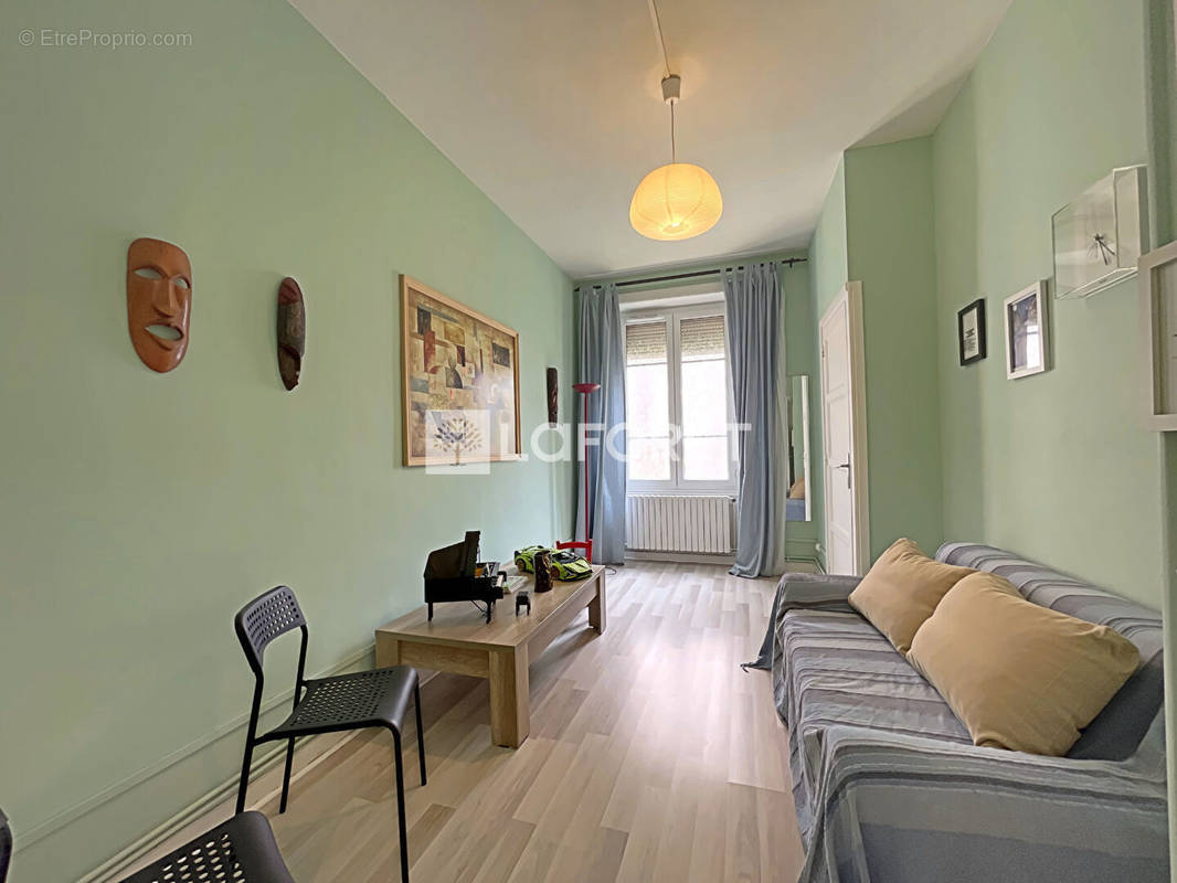 Appartement à SAINT-ETIENNE