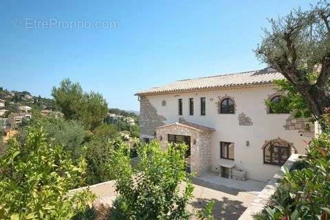 Maison à MOUGINS