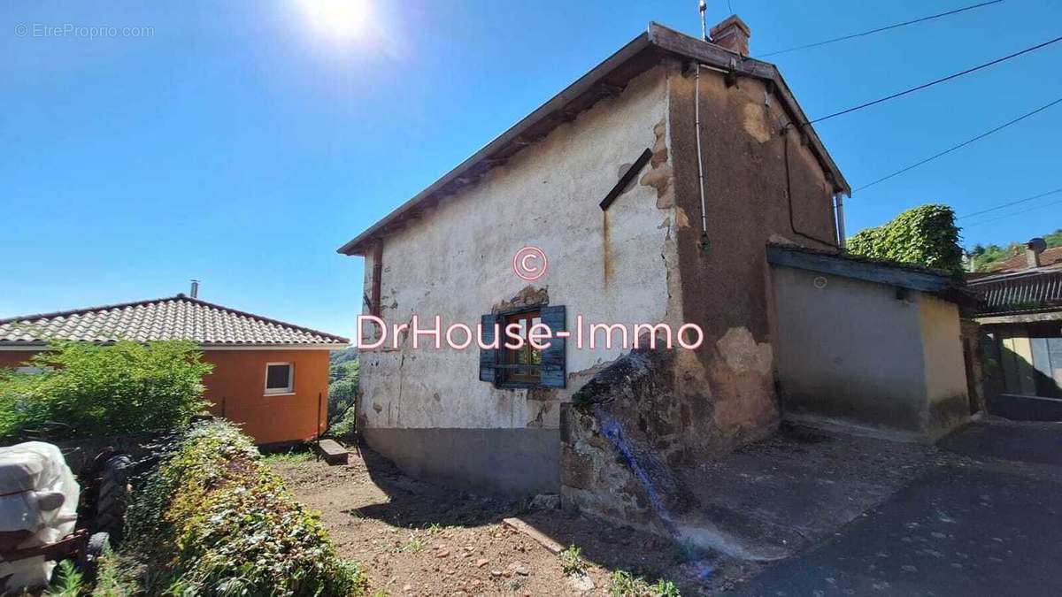 Maison à VAUX-EN-BEAUJOLAIS