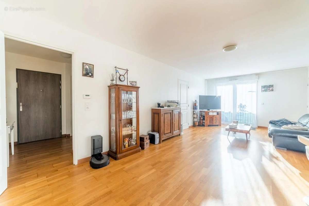 Appartement à ROSNY-SOUS-BOIS