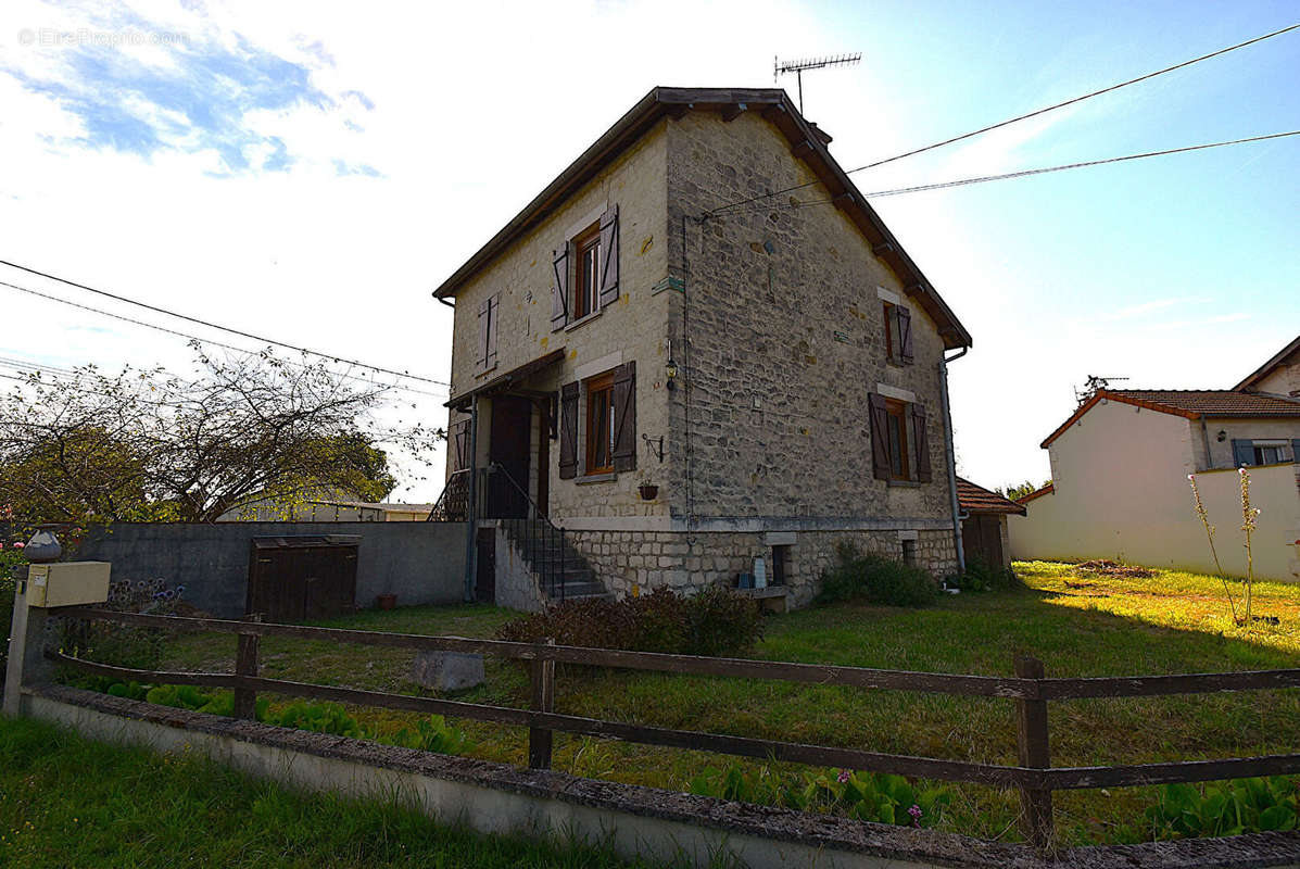 Maison à BRIENNE-LE-CHATEAU