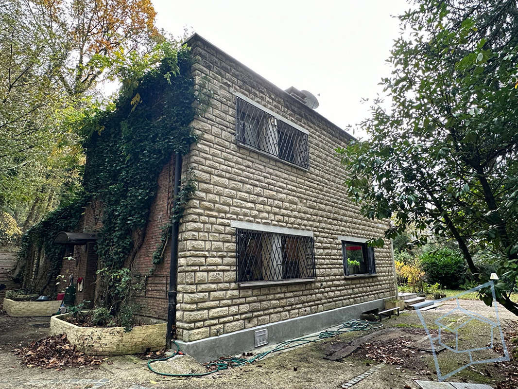 Maison à GIF-SUR-YVETTE