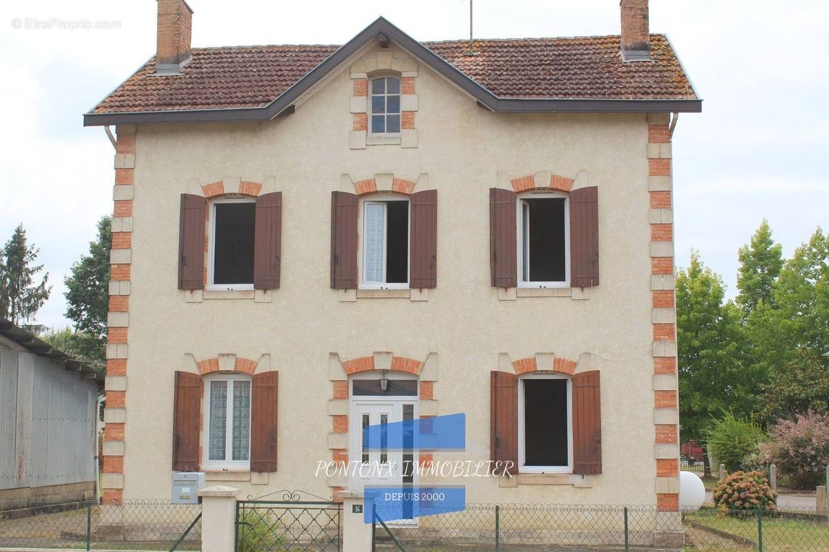 Maison à CASSEN