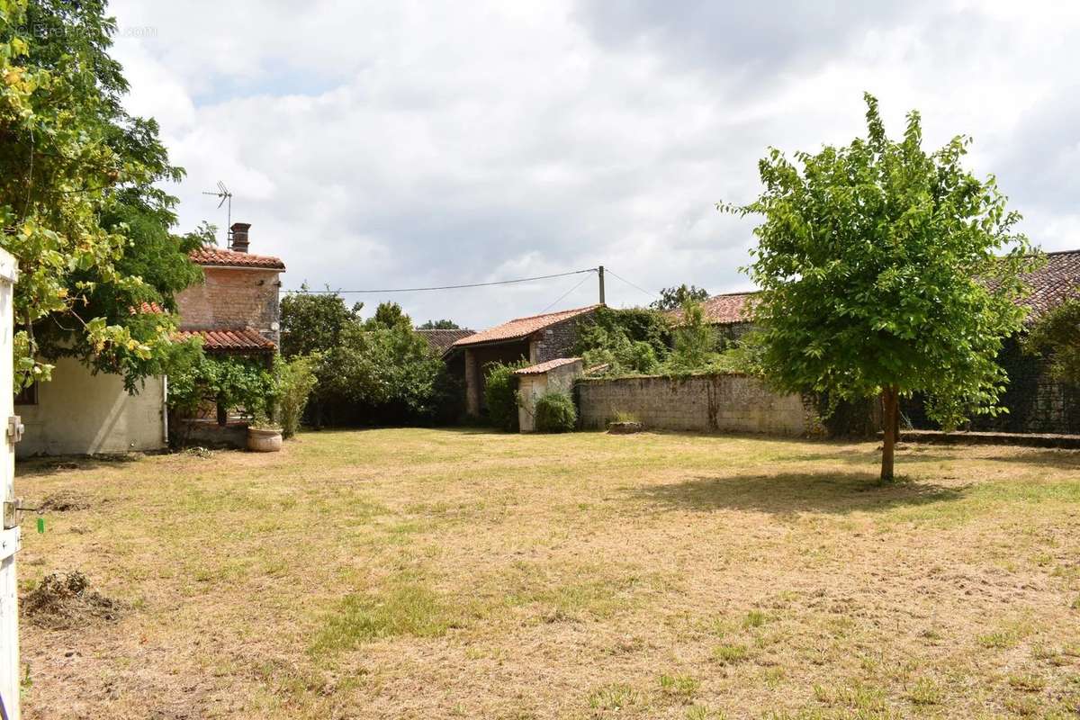 Maison à NERE