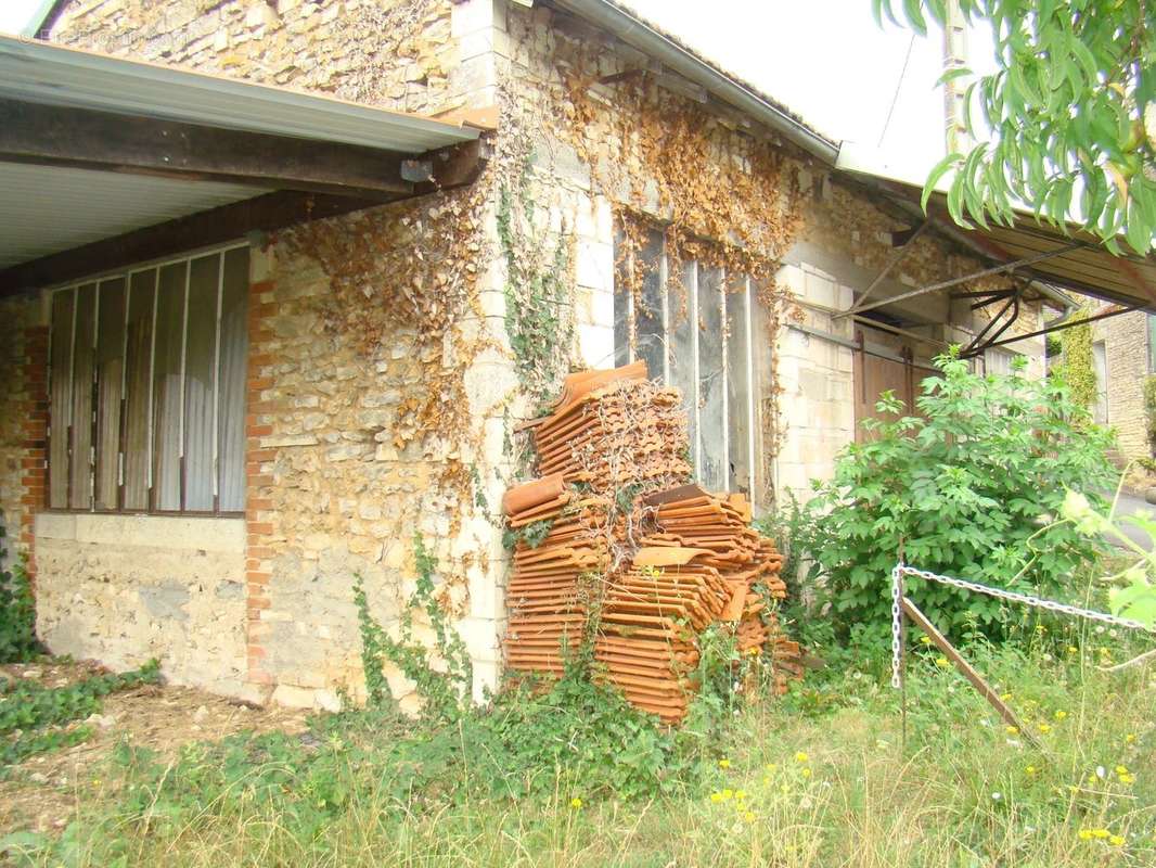 Maison à CHATEAU-GARNIER