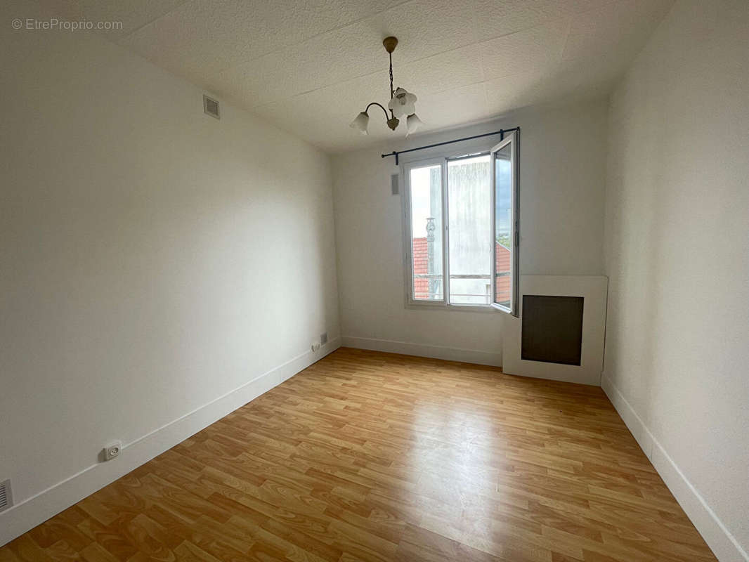 Appartement à LE PERREUX-SUR-MARNE