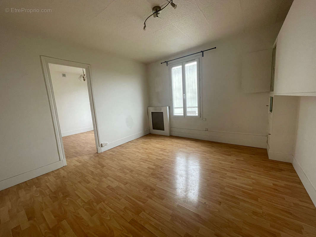 Appartement à LE PERREUX-SUR-MARNE